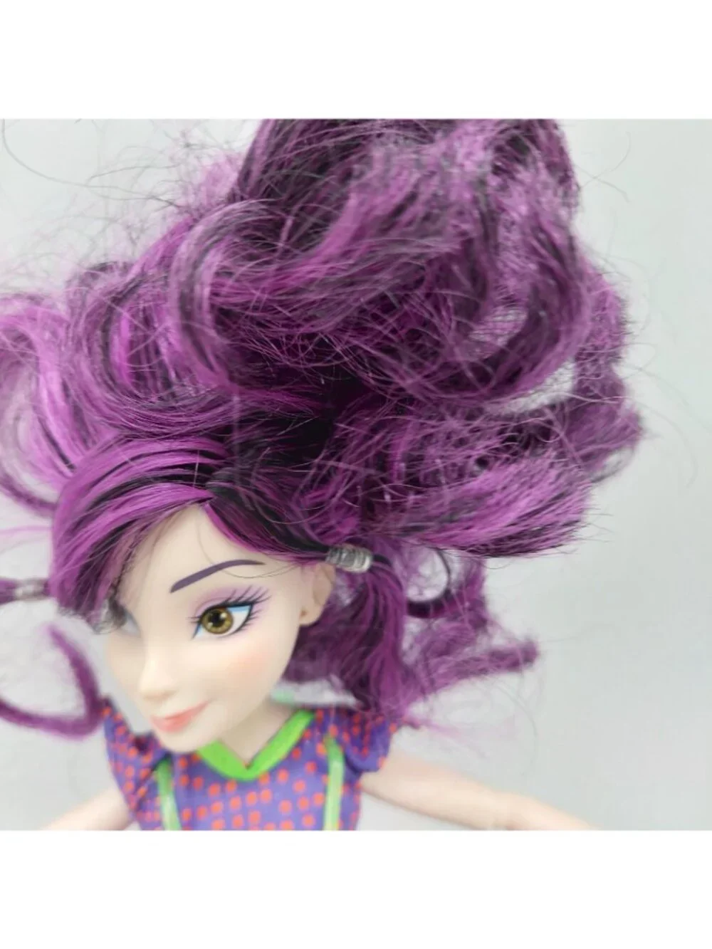 Disney Descendants Mal Neon Lights Ball Isle of the Lost Light Up Doll works